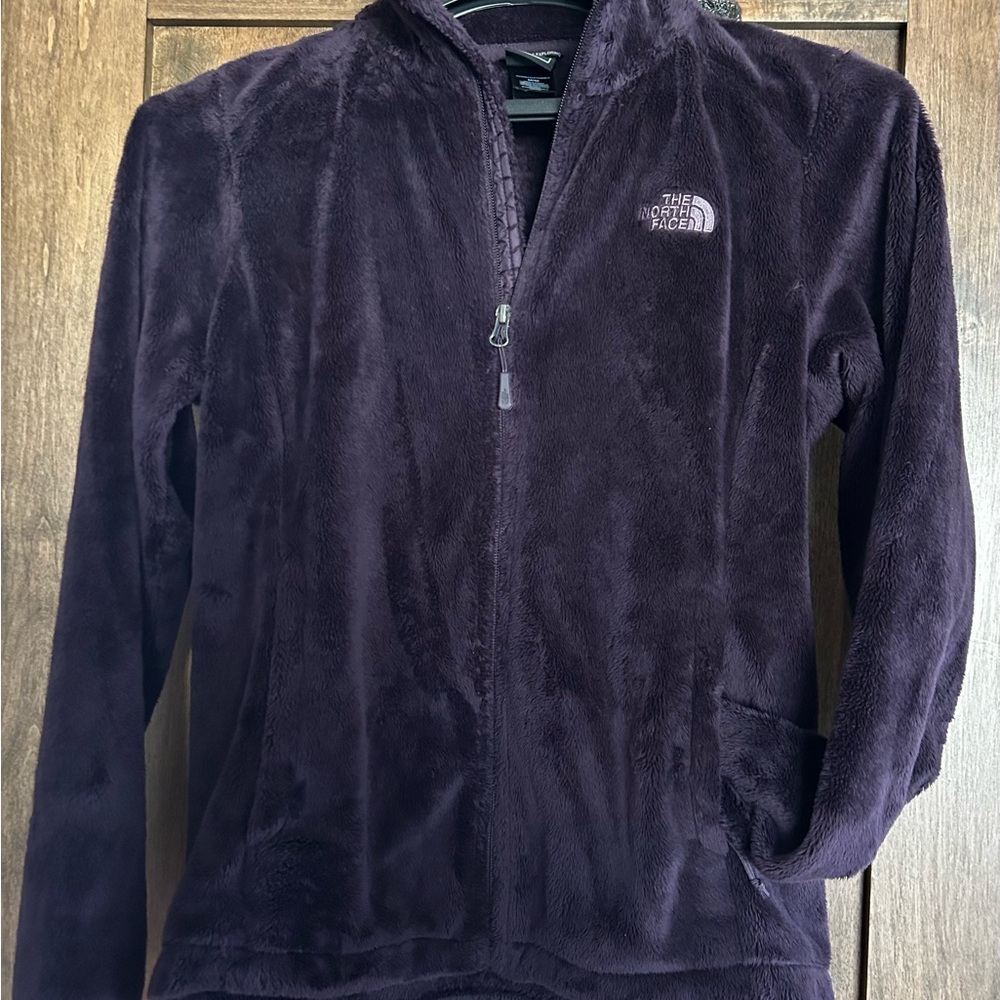 Women’s The North Face Deep Purple Fleece Jacket, size M